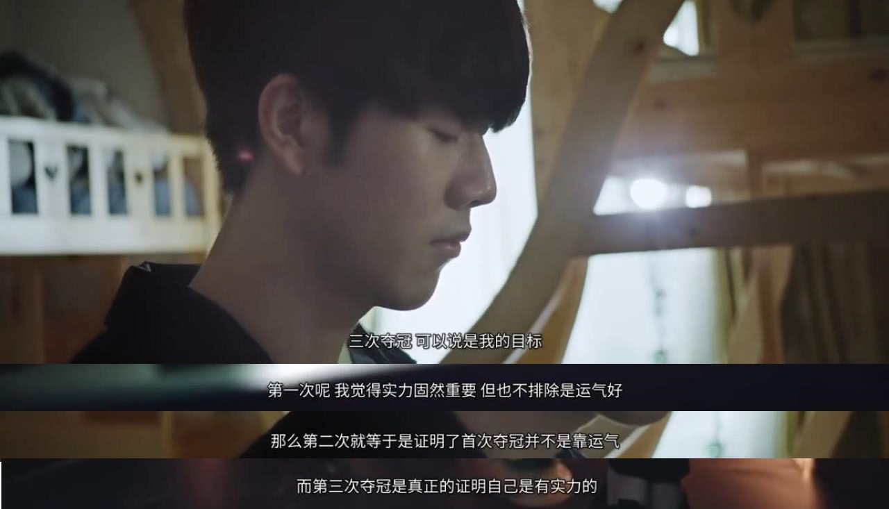 仍然在考虑中路的Tristana吗？ Creme 韩国服务器排名正在训练Tsar，并选择了中路的Charmander和Tristana