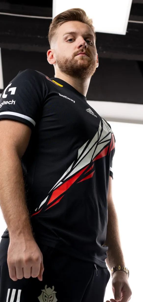 CS本周世界排名：Falcons上升一位，paiN进入前十